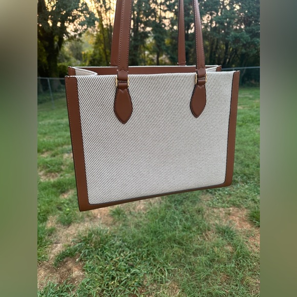 Kate Spade NWT Large Ellie Tote in Warm Gingerbread  R$429 - Picture 3 of 10